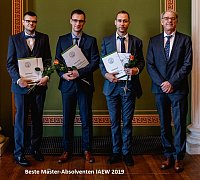 Beste Absolventen 2019 der Masterstudiengnge des IAEW 
(v.l. D. Luth, J. Bachmann, N. Rssner), Foto: Paula Fuchs