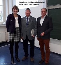 Dr. habil. Erich Kuntzsch erhielt die Ehrenmitgliedschaft für seine langjährige Arbeit als Redakteur des Fakultätsboten.