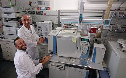 Prof. Glaser & Prof. Zech am GC-IRMS