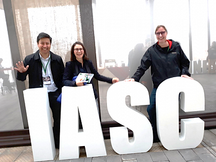 Photo: IASC Konferenz in Peru, 2019: Ilkhom Soliev (Communications Officer), Beril Ocaklı (Early Career Network Initiator) and Insa Theesfeld (President-Elect).