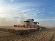 combine harvester (� Claas)